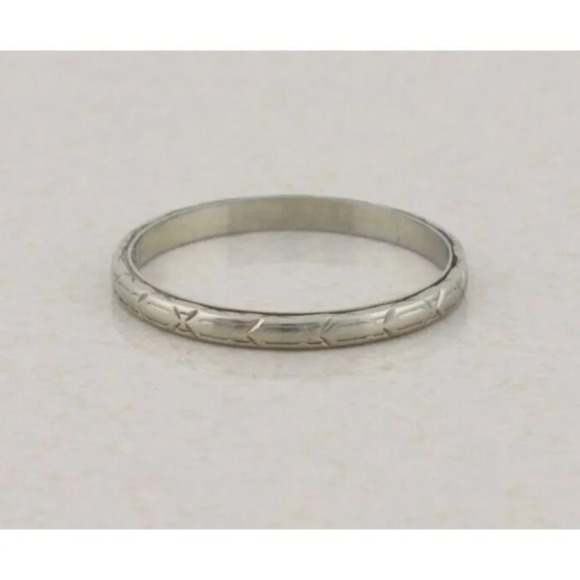 18k White Gold Antique Art Deco Patterned Band Ring Size 8 - Picture 6 of 6